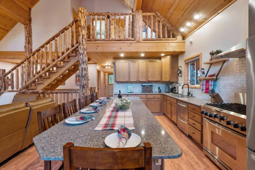 Canyon Country Chalet Duck Creek Village 外观 照片